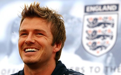 乐竞播报-恰尔汗奥卢凌空抽射直挂死角